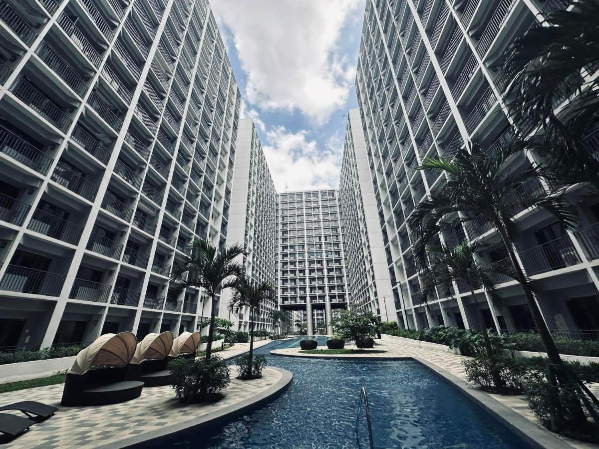 Shore 2 Residences, Tower 3, Moa Complex, Pasay City, Philippines Luaran gambar