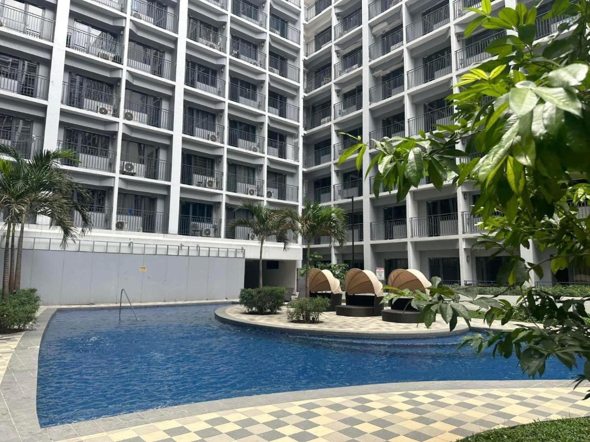Shore 2 Residences, Tower 3, Moa Complex, Pasay City, Philippines Luaran gambar